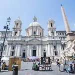 Navona Square 아파트 *