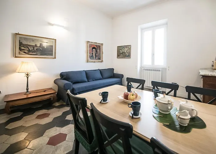 Navona Square Apartman *