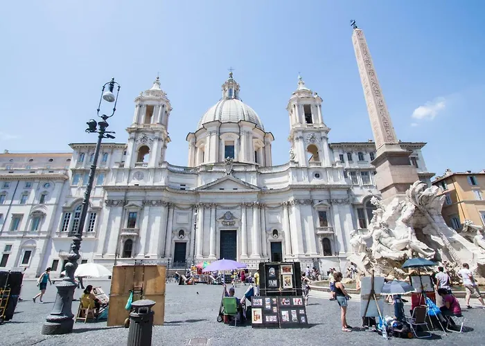 Navona Square Apartman *